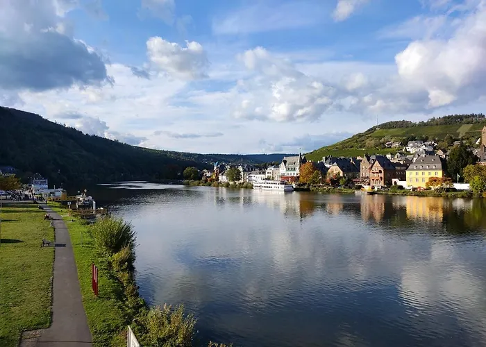 Dtv-Zertifizierte Ferienwohnung Kleine Moselruhe - Zentral, Fuer 3 Personen, Parkplatz & Wlan Διαμέρισμα Traben-Trarbach