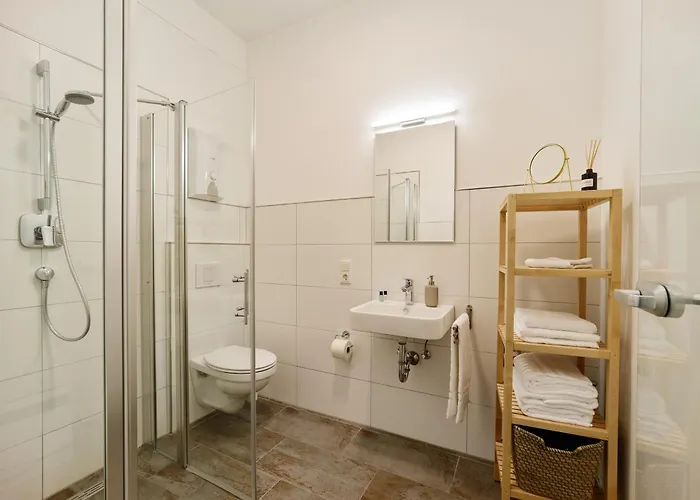 Dtv-Zertifizierte Ferienwohnung Kleine Moselruhe - Zentral, Fuer 3 Personen, Parkplatz & Wlan Διαμέρισμα *